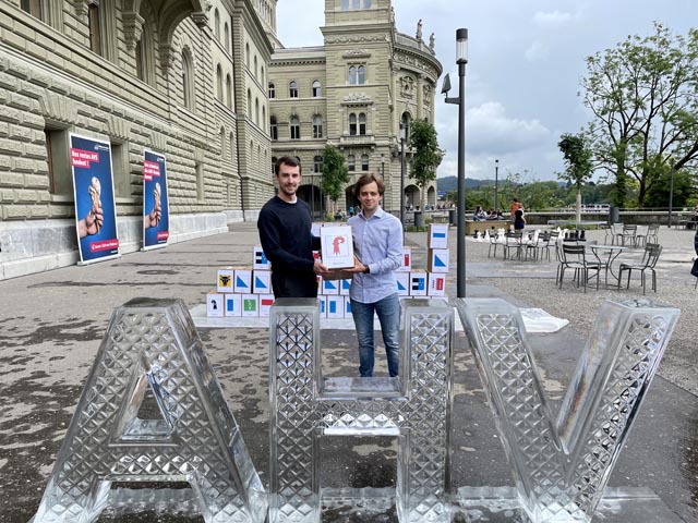 Einreichung der Renteninitiative in Bern. Foto: zVg