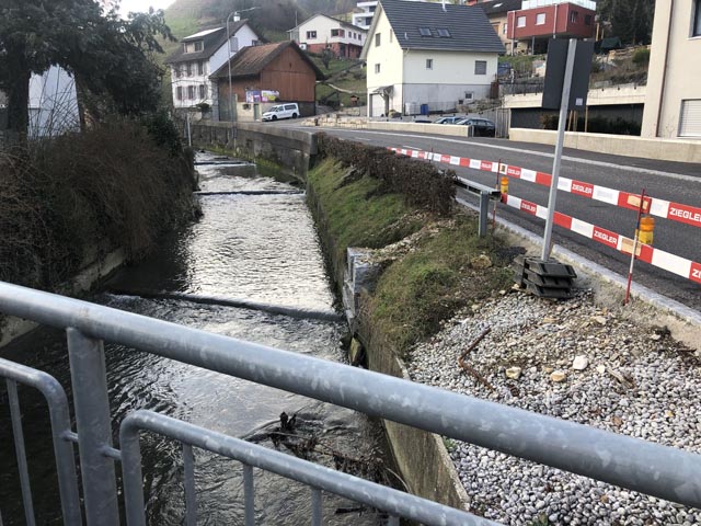 Die Bachmauer am Diegterbach in Zunzgen wird erneuert Foto: zVg
