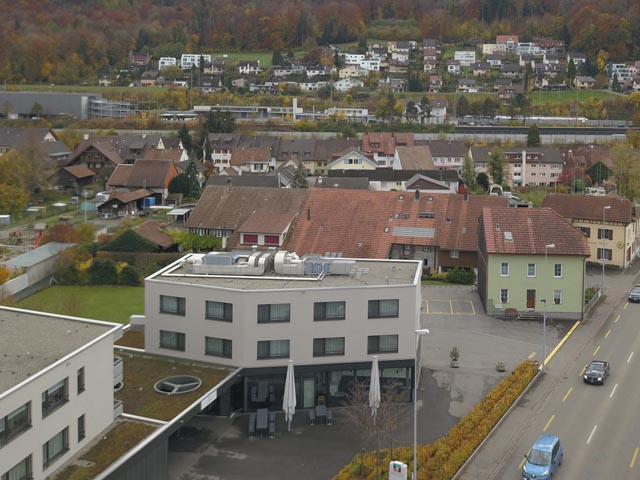 Luftaufnahme des Motels Rheinfels-Park in Stein. Foto: zVg