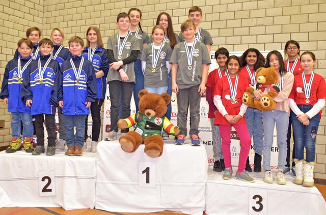 Die Jungschützen aus Mettauertal standen mehrfach ganz oben auf dem Siegerpodest – hier die U17-Mannschaft. Foto: wr