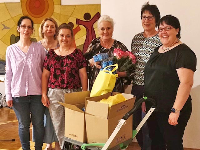 Von links: Yvonne Brogli, Ewa Sawlewicz, Ursi Graf, Adriario de Roche, Erika Ramseier und Patricia Käser. Foto: zVg