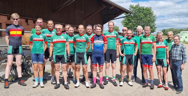 Die VCK-Familie nach dem Rennen auf dem Heuberg. Foto: zVg