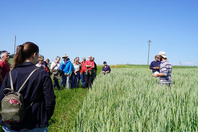 Interessante Einblicke in «Mutter Natur» bekamen die Besucher des Vortrags von Jeremias Niggli und Fabio Tanner. Foto: zVg