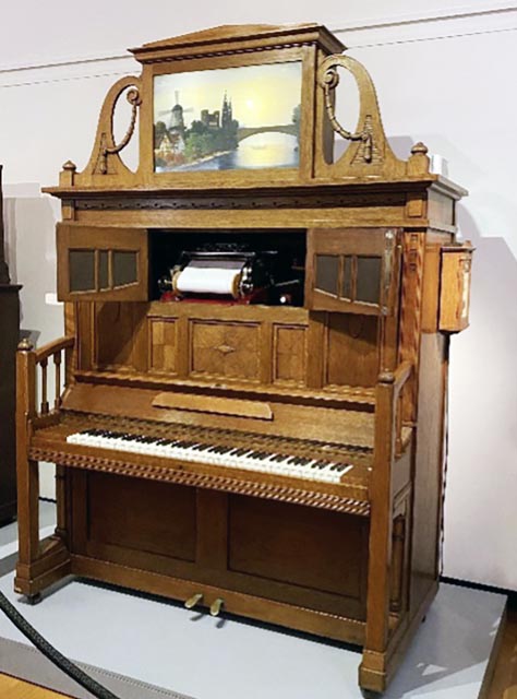  Musik von früher! Musikautomat aus dem ehemaligen Café Central in Möhlin. Foto: zVg