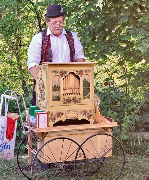 Auch «Örgelimann» Daniel Zingg begeisterte das Publikum. Foto: zVg