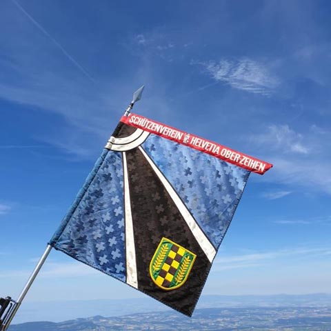 Letzter Ausflug für die Vereinsstandarte. Foto: zVg