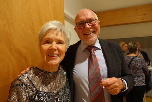 Die beiden Träger des Laufenburger Friedenspreises Maria-Theresia Rist und Rudolf Lüscher. Foto: Peter Schütz