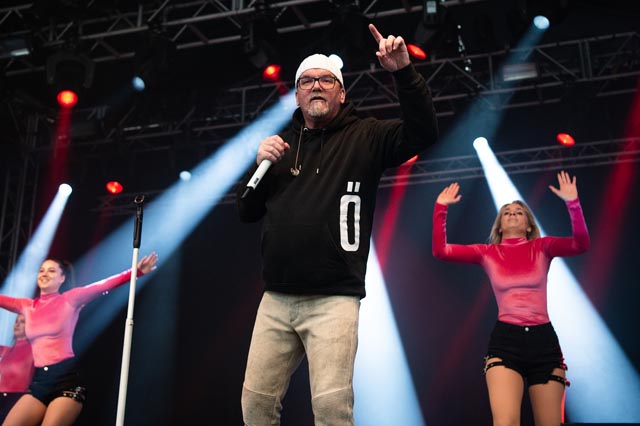 DJ Ötzi brachte die Stimmung im grossen Schupfarter Festzelt zum Kochen. Fotos: Atelier Cliq/Lightspots.ch