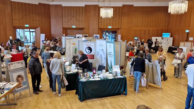Reges Interesse herrschte bei den überwiegend weiblichen Besuchern der Frauenmesse. Foto: zVg