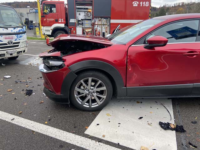 Eine Rotlichtmissachtung führte zur Kollision. Foto: Polizei AG