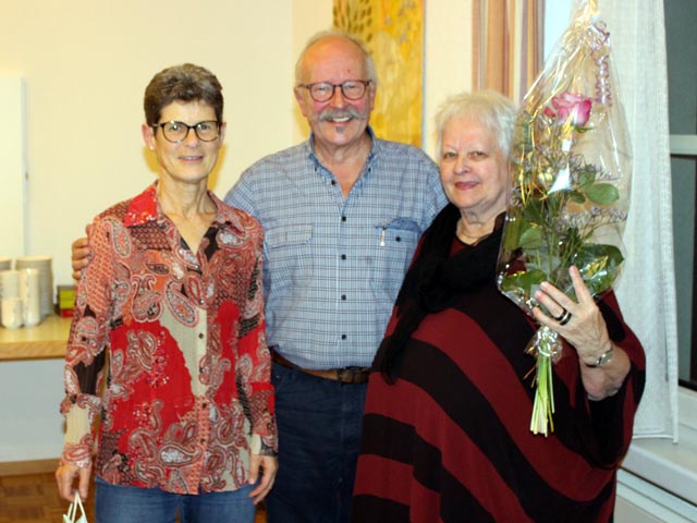 Der Laufenburger Präsident Felix Klingele mit seiner Vorstandskollegin Luisita Wullschleger und Martha Vonwyl. Foto: Dieter Deiss