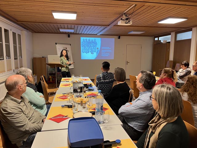 Astrid Bieri stellt ihre Dissertation über Verdingkinder vor. Foto: zVg