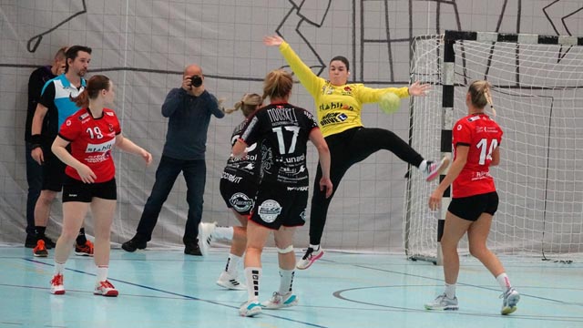 Torhüterin Alessia Moz hatte mit ihren Paraden grossen Anteil am Auswärtssieg der Füchsinnen. Foto: zVg