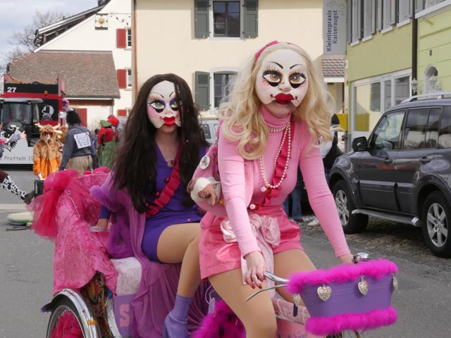 Die Narren hatten ihren Spass beim Umzug in Kaiseraugst. Foto: Jörn Kerckhoff