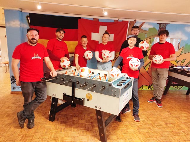 Florian Mumenthaler, Cedric Wilhelm, Peter Geiselhart, Laura Zimmermann, Peter Knorre, Niclas Zimmermann und Jonas Morath stehen auf Fairplay. Foto: Jörn Kerckhoff