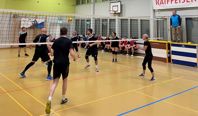 Spannende Spiele an der Volleyball Night. Foto: zVg