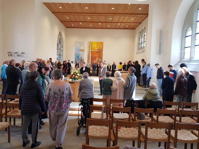 Thema an den Kar- und Ostertagen war «Durch das Dunkel ins Licht». Foto: zVg