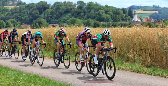 Spannende Velorennen auf dem Hardmattrundkurs. Foto: zVg
