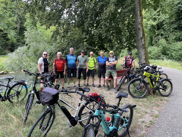 Die kleine Gruppe genoss die Tagestour. Foto: zVg