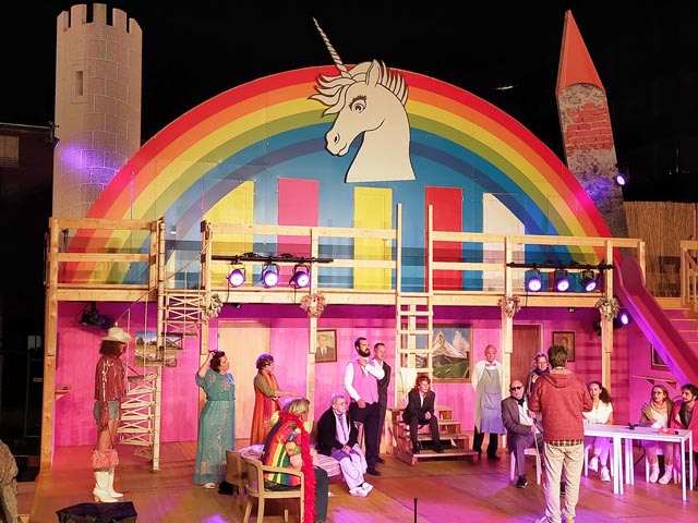 Die Proben unter der Regie von Autor Danny Wehrmüller sind in vollem Gange. Foto: Markus Cueni