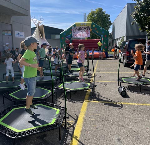 Spass auf dem Minitrampolin. Foto: zVg