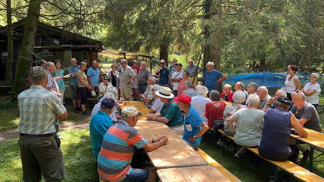 Besuch bei Körkel’s Fischweiher in Rickenbach. Foto: zVg