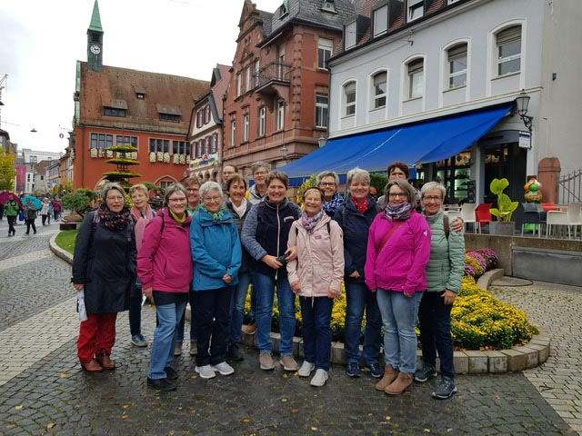Ein Teil der Landfrauen in der Stadt Lahr. Foto: zVg