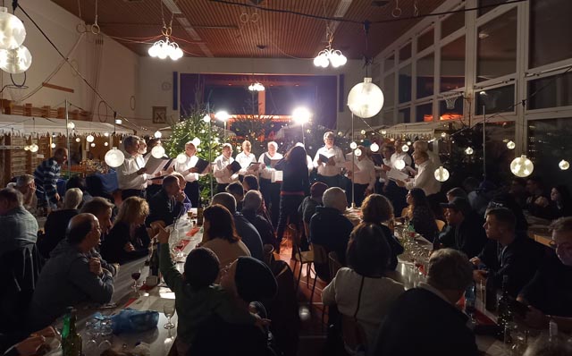 Der Männerchor erfreute das Publikum. Foto: zVg