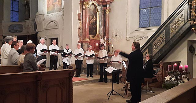 Adventskonzert in die Pfarrkirche Sankt Nikolaus in Herznach-Ueken. Foto: zVg