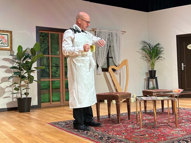 Markus Hofmann bei der Probenarbeit am Theaterweekend. Foto: zVg