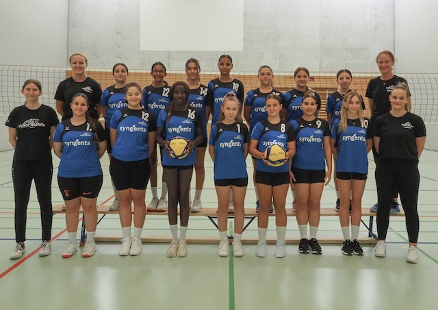 Möhlin: U17 Volleyballerinnen sammeln Erfahrungen am höheren Netz