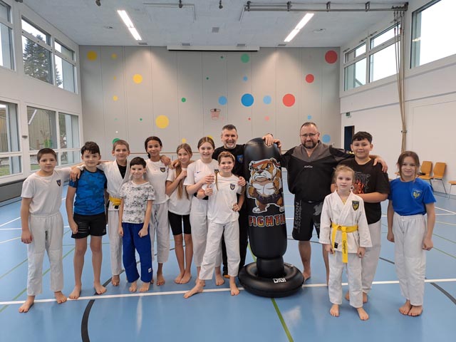 Die Teilnehmenden am Seminar in Sisseln. Foto. zVg