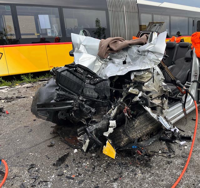 Unfall in Aristau. Foto: Polizei Aargau