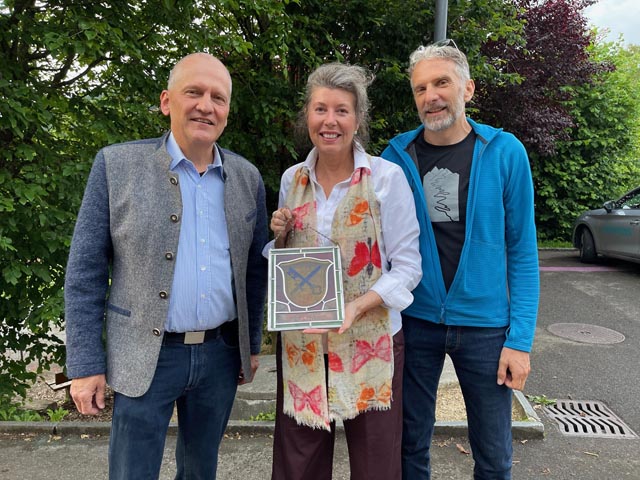 Obermumpfer Gemeindeversammlung: Dorfladen droht Schliessung und Gemeinderätin wird verabschiedet 