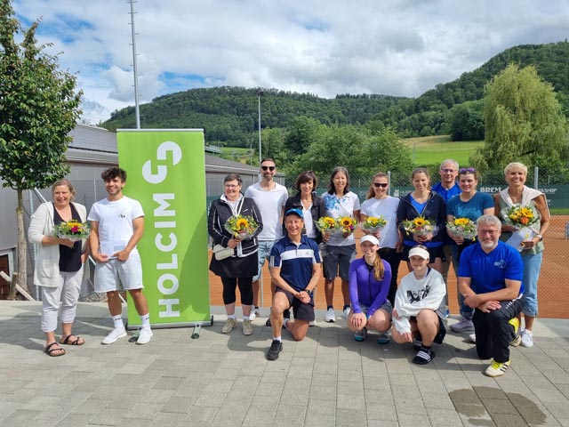 Strahlende Sieger und Finalisten. Foto: zVg