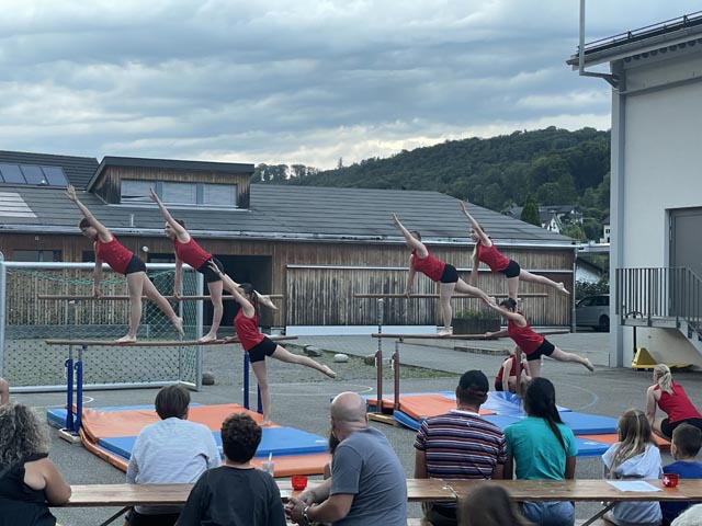 Der Turnverein Hellikon begeisterte mit beeindruckenden Pyramiden. Foto: Daniela Rohrer