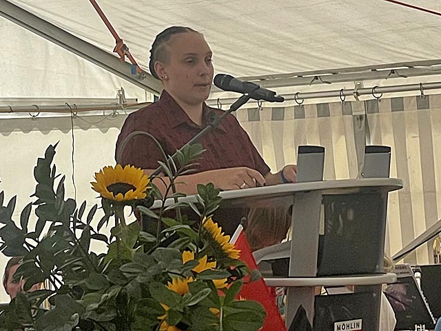 Festrednerin Adriana Steck. Foto: Lilia Staiger