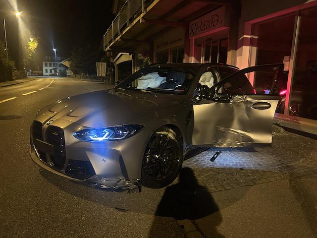 Villmergen: Selbstunfall hinterlässt grossen Schaden