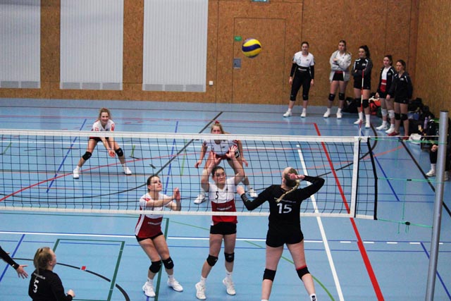 Bald wird wieder gesmasht! Am Sonntag startet Volley Smash 05 Laufenburg-Kaisten in die neue Saison. Foto: zVg