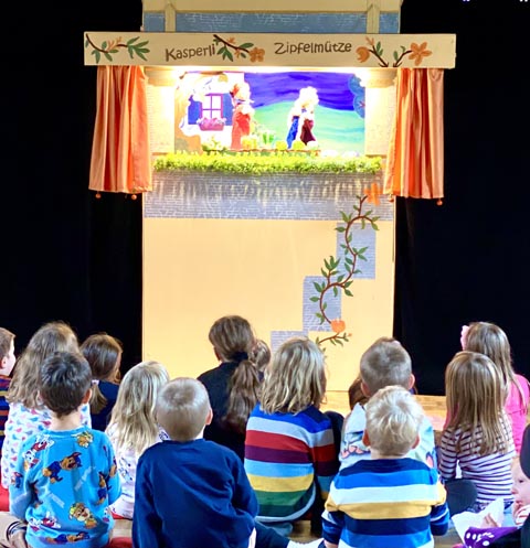 Der Kasperli besuchte die Wittnauer Kinder. Foto: zVg 