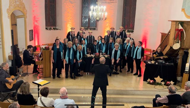 Der Frauenchor Maisprach erfüllte Liederwünsche. Foto: zVg