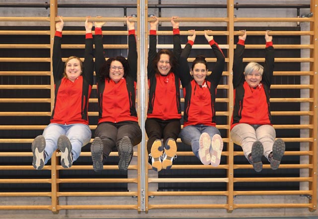 Der Vorstand in seiner neuen Zusammensetzung (von links): Corinne Ruflin (Technische Leitung), Pamela Suter (Präsidentin), Wendy Wohlfender (Aktuarin), Andrea Rösch (Kassierin), Nicole Bernet (Beisitz). Foto: Martin Wohlfender
