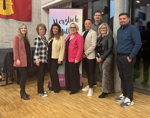 Das Vorstandsteam des GMU (v. l.): Nadine Schärer-Lichtin, Carmen Wüthrich, Karin Stocker, Präsidentin Anita Kym, Massimo Calcaterra, Marco Oetiker, Claudia Emmenegger und Franjo Simic. Foto: Lilia Staiger