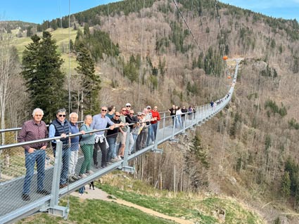 TV Stein: Ehrenmitglieder auf Abwegen –  Ein «Schulreisli» voller Genuss, Höhen und Tiefen