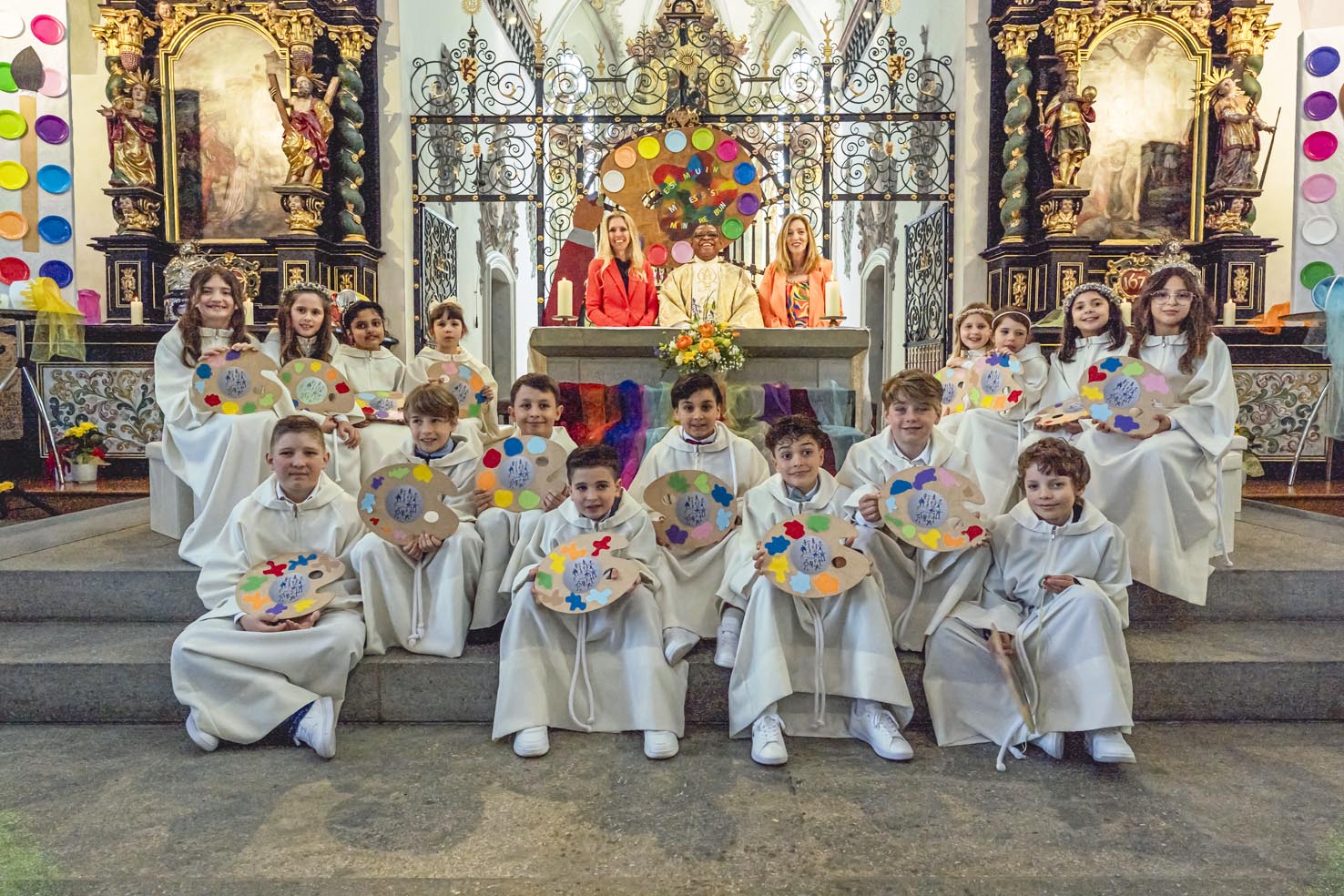 Erstkommunion für 16 Kinder in Laufenburg. Foto: zVg