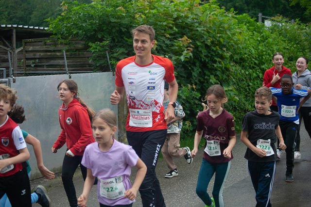 Einlaufen mit Matthias Kyburz. Foto: zVg