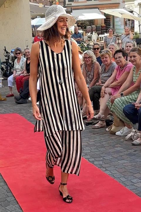 Die Models führten die Mode aus dem Brocki gekonnt und mit viel Charme vor. Foto: zVg 