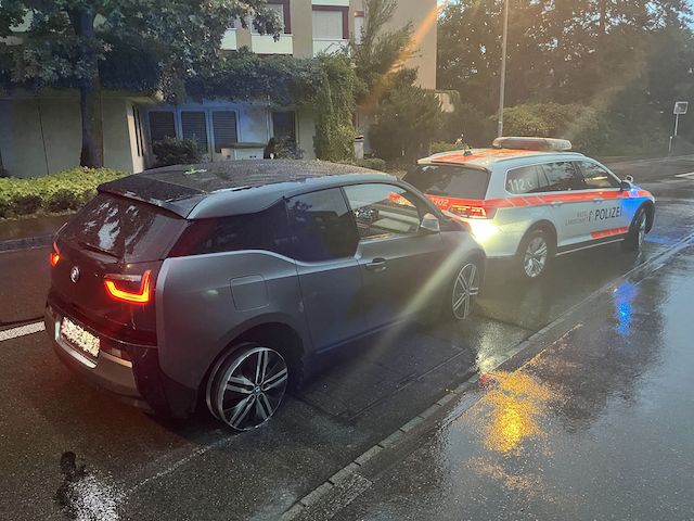  Ettingen BL: Tödlicher Verkehrsunfall – die Polizei sucht Zeugen