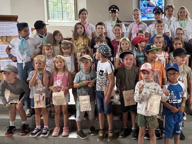 Eine grosse Schar Kinder konnte zum diesjährigen Sommerferienplausch begrüsst werden. Foto: Eva Büchli