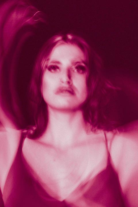 Die Laufenburger Fotografin Lara Kaiser schafft individuelle, farbige Porträts. Foto: zVg